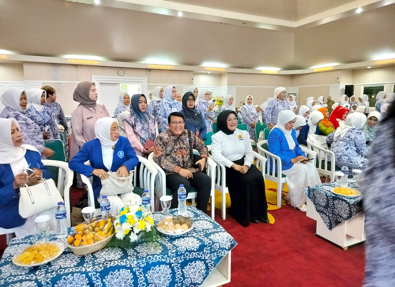 Menghadiri Undangan Rakercab-IX DPC IWAPI  Kabupaten Bogor